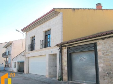 Casa o chalet 3 Habitaciones en Quintanilla-Vivar o Quintanilla Morocisla