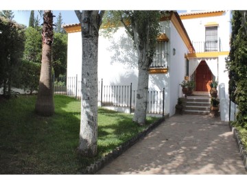 House 6 Bedrooms in El Galeón