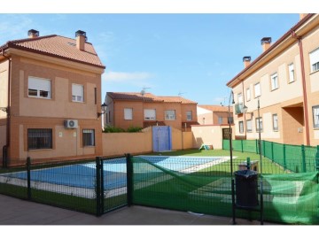 Piso 4 Habitaciones en Guadarrama Oeste