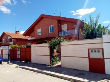 Casa o chalet 4 Habitaciones en Puerta de Casasola