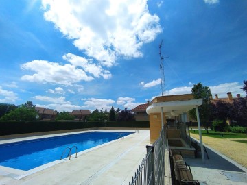 Piso 3 Habitaciones en Castillo - Campodón