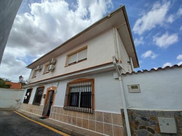 Casa o chalet 4 Habitaciones en Mariblanca