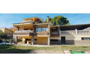 Casa o chalet 5 Habitaciones en Las Lomas del Gallego