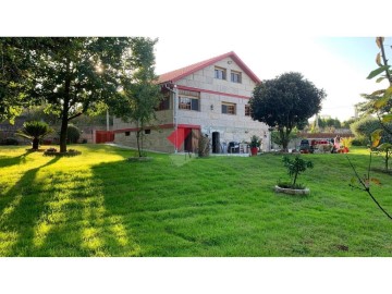 Casa o chalet 6 Habitaciones en Ponteareas (San Miguel P. y San Pedro P.)