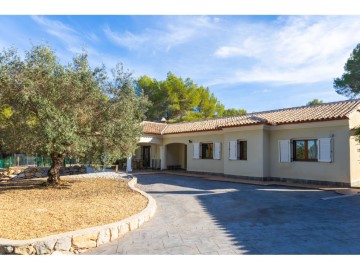 Casa o chalet 4 Habitaciones en Los Cerezos