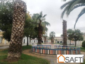 House 3 Bedrooms in Calzada