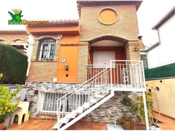 Casa o chalet 4 Habitaciones en Urbanización Valle del Puntal