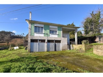 Casa o chalet 5 Habitaciones en Barallobre (Santiago)