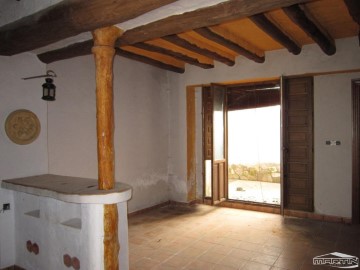 House 3 Bedrooms in La Carrasca