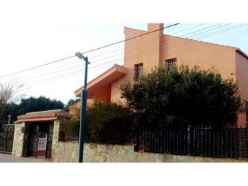 Casa o chalet 9 Habitaciones en Vírgen de Montserrat