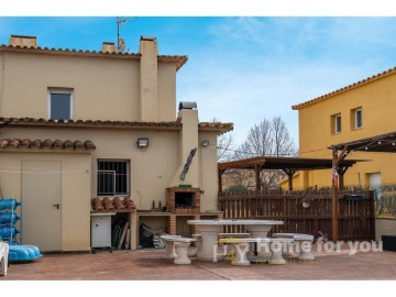 Casa o chalet 5 Habitaciones en Avinyonet de Puigventós