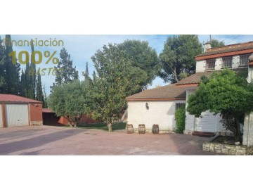Casa o chalet 8 Habitaciones en Casetas - Garrapinillos - Monzalbarba