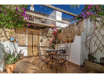 House 4 Bedrooms in Mas d'En Serra-Els Cards