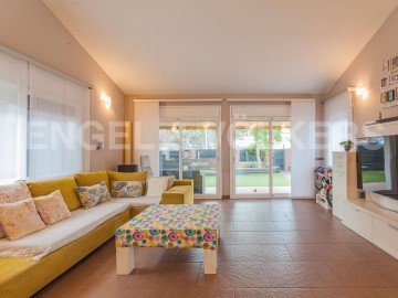 House 4 Bedrooms in Zona Nord