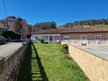 Casa o chalet 4 Habitaciones en Corrales