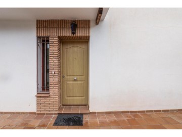 Casa o chalet 3 Habitaciones en Ctra Sierra - Acceso Nuevo Alhambra