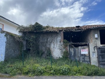 Maison  à Celorio-Poó-Parres