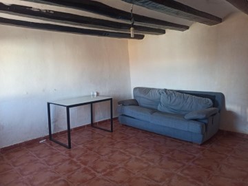 House 4 Bedrooms in Milagro