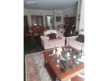 Apartment 4 Bedrooms in Franciscanos