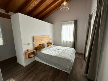 House 2 Bedrooms in Argomaniz