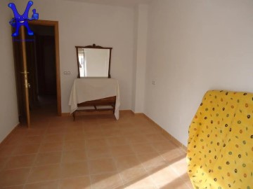 House 4 Bedrooms in Babilafuente