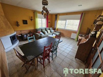 House 4 Bedrooms in Baronia-Can Bosch