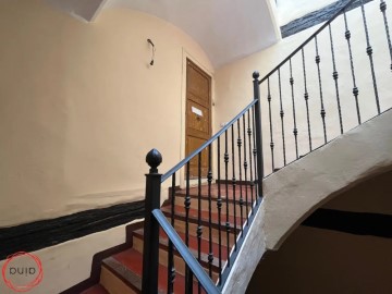 Apartment 3 Bedrooms in Puente la Reina / Gares