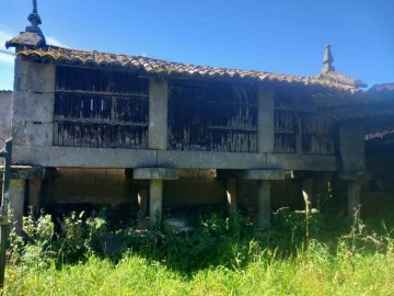 Casas rústicas en Lantaño (San Pedro P.)