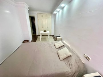 Apartment 3 Bedrooms in Aldaia