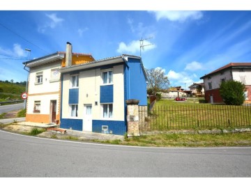 Casa o chalet 3 Habitaciones en Carbayin-Lieres-Valdesoto