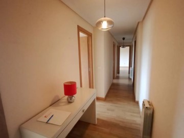Apartment 3 Bedrooms in Mucientes