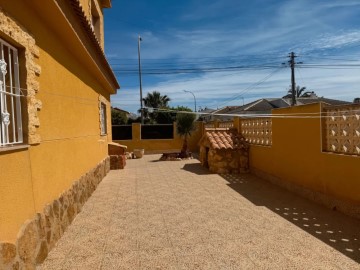 Casa o chalet 6 Habitaciones en Los Narejos-Punta Calera