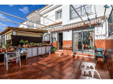 House 5 Bedrooms in Aldeadávila de la Ribera