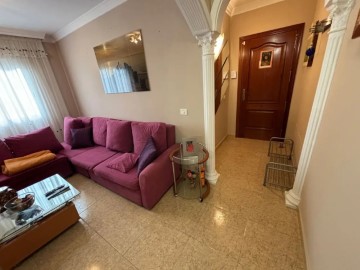 Apartment 2 Bedrooms in Canales