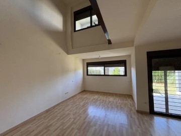 House 4 Bedrooms in Zona Colegio Europa