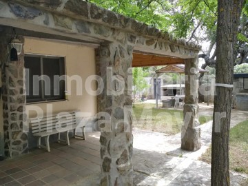 House 4 Bedrooms in Campo Charro