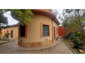 Casa o chalet 2 Habitaciones en Roales de Campos