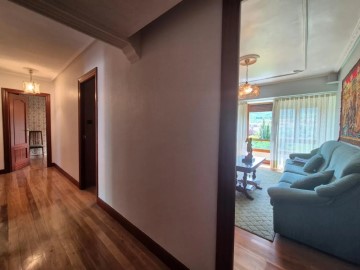 Apartment 3 Bedrooms in Villasana de Mena