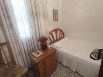 House 3 Bedrooms in Real de Montroi