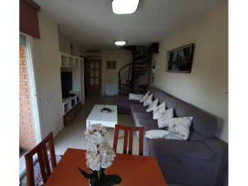 Duplex 3 Bedrooms in La Gavarra