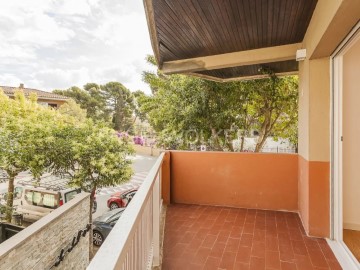 Apartment 3 Bedrooms in Sant Feliu