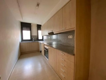 Apartment 3 Bedrooms in Sabadell Centre