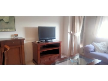 Apartment 3 Bedrooms in Polideportivo