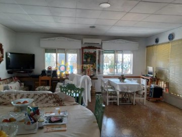 House 3 Bedrooms in l'Olleria