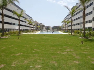 Apartment 3 Bedrooms in Playamar