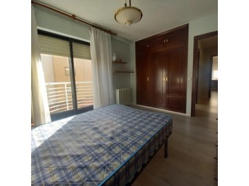 Apartment 3 Bedrooms in Santa Marta de Tormes