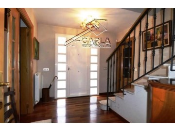 House 5 Bedrooms in Vivero Forestal