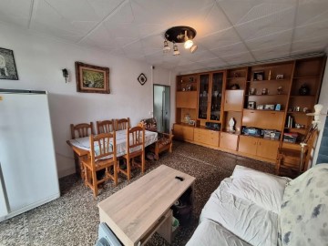 Apartment 3 Bedrooms in La Creu de Barberà - Avinguda - Eixample