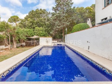 House 6 Bedrooms in La Floresta - Les Planes