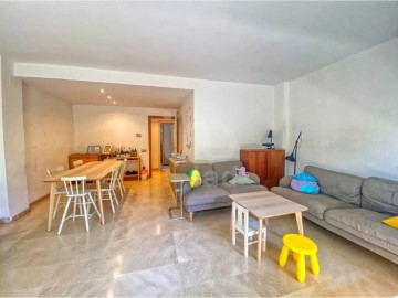 House 4 Bedrooms in Mira